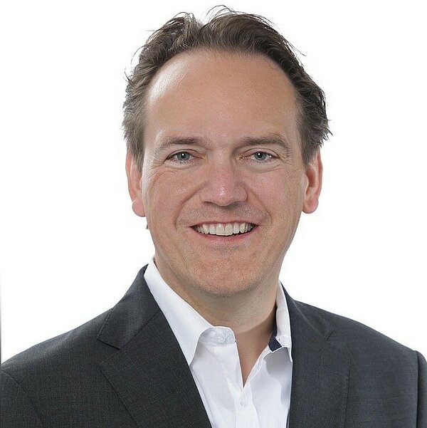 Porträt von Gert Seliger, Leiter Mergers & Acquisitions bei Leadec.